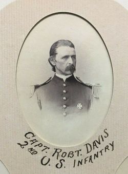 Capt Robert Davis