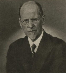  August Kirchensteins