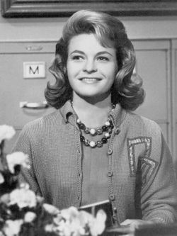 Connie nelson actress