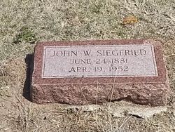  John W Siegfried