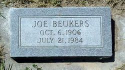  Joe Beukers