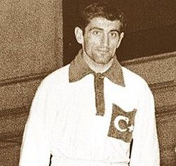  Mustafa Dağıstanlı
