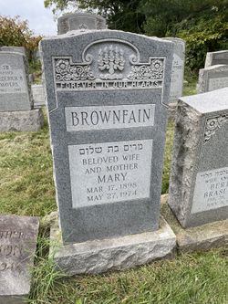  Mary Brownfain